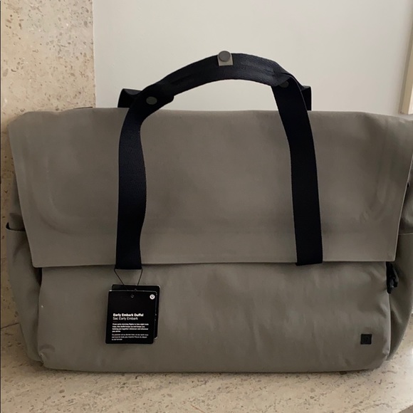 Lululemon Early Embark Duffel / 27 L - Picture 13 of 15